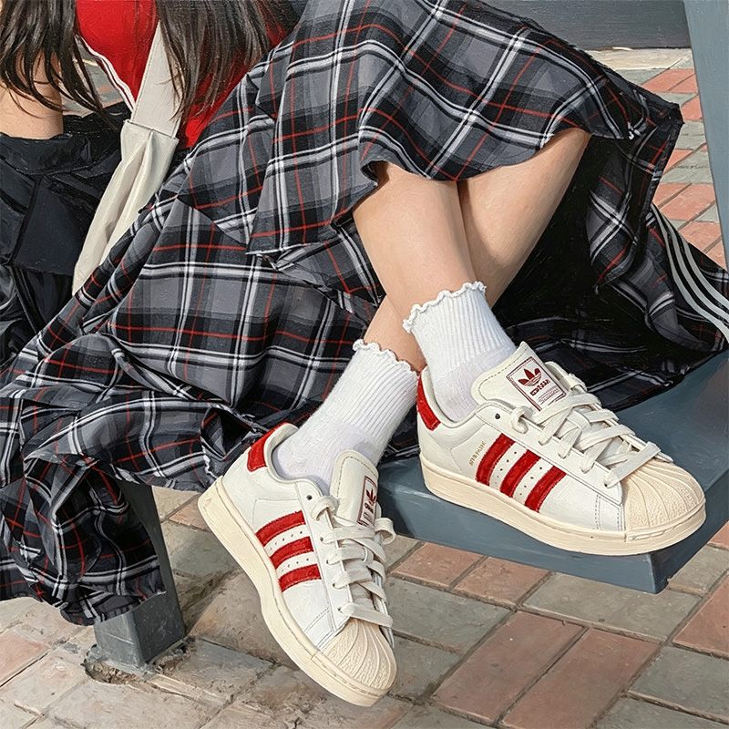 アディダス オリジナルス スーパースター 2 KZ6733  - Adidas Shoes Superstar のレビューと価格